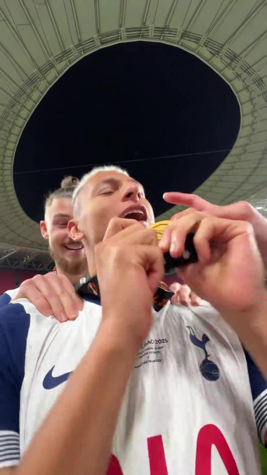 巴西吳奇?。±聿槔@是抑郁癥好了嘛