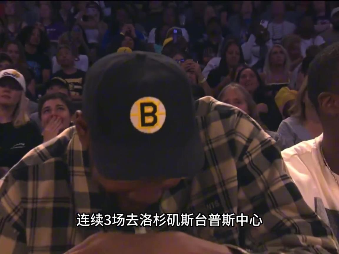 KD凡心大動？連續(xù)三場盯梢火花隊皮衣布林克庫里‘準(zhǔn)妹夫’上線？